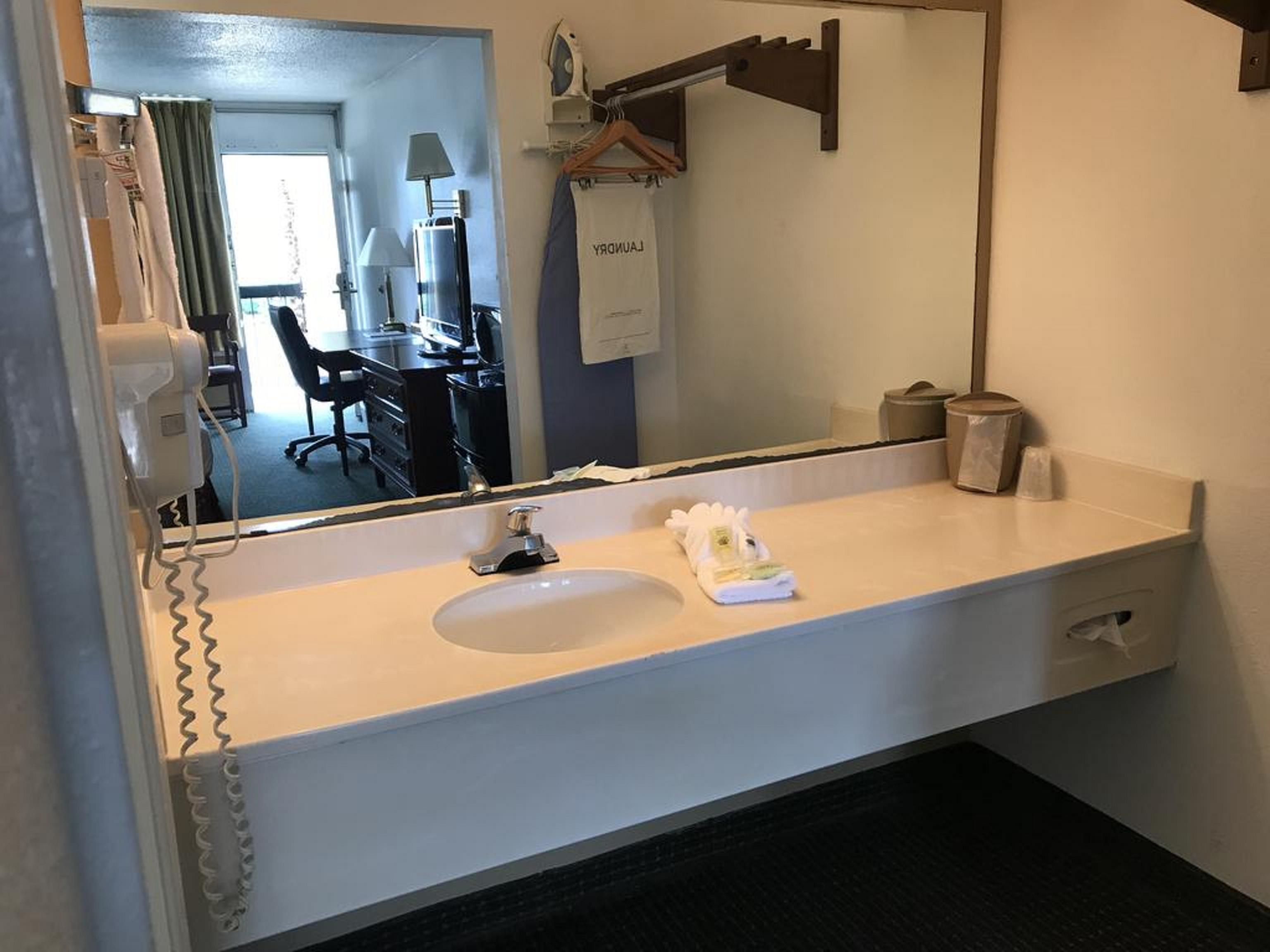 Carmel Inn And Suites Thibodaux Dış mekan fotoğraf