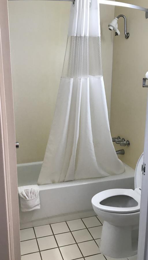 Carmel Inn And Suites Thibodaux Dış mekan fotoğraf