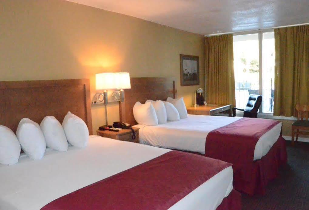 Carmel Inn And Suites Thibodaux Dış mekan fotoğraf