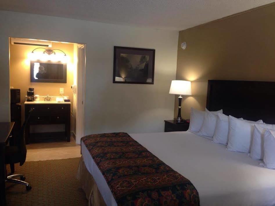 Carmel Inn And Suites Thibodaux Dış mekan fotoğraf