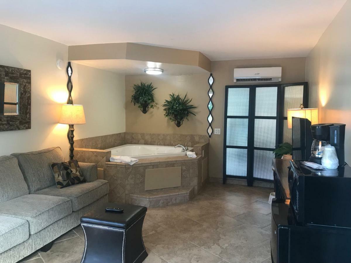 Carmel Inn And Suites Thibodaux Dış mekan fotoğraf